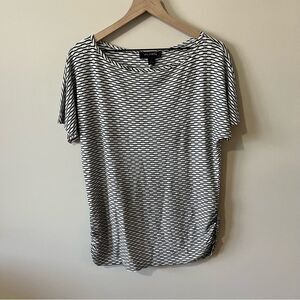 St. John Short Sleeve Top